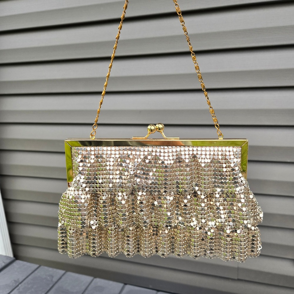 Icing Champagne Gold Metal Mesh Ruffle Evening Clutch Bag Kiss Lock Chain Strap